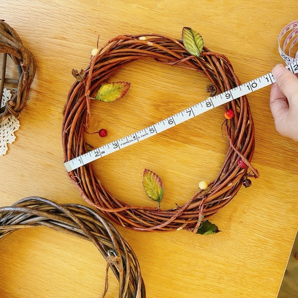 Anthropologie 3pcs grapevine wreath and woven storage basket / home decor - Picture 9 of 13